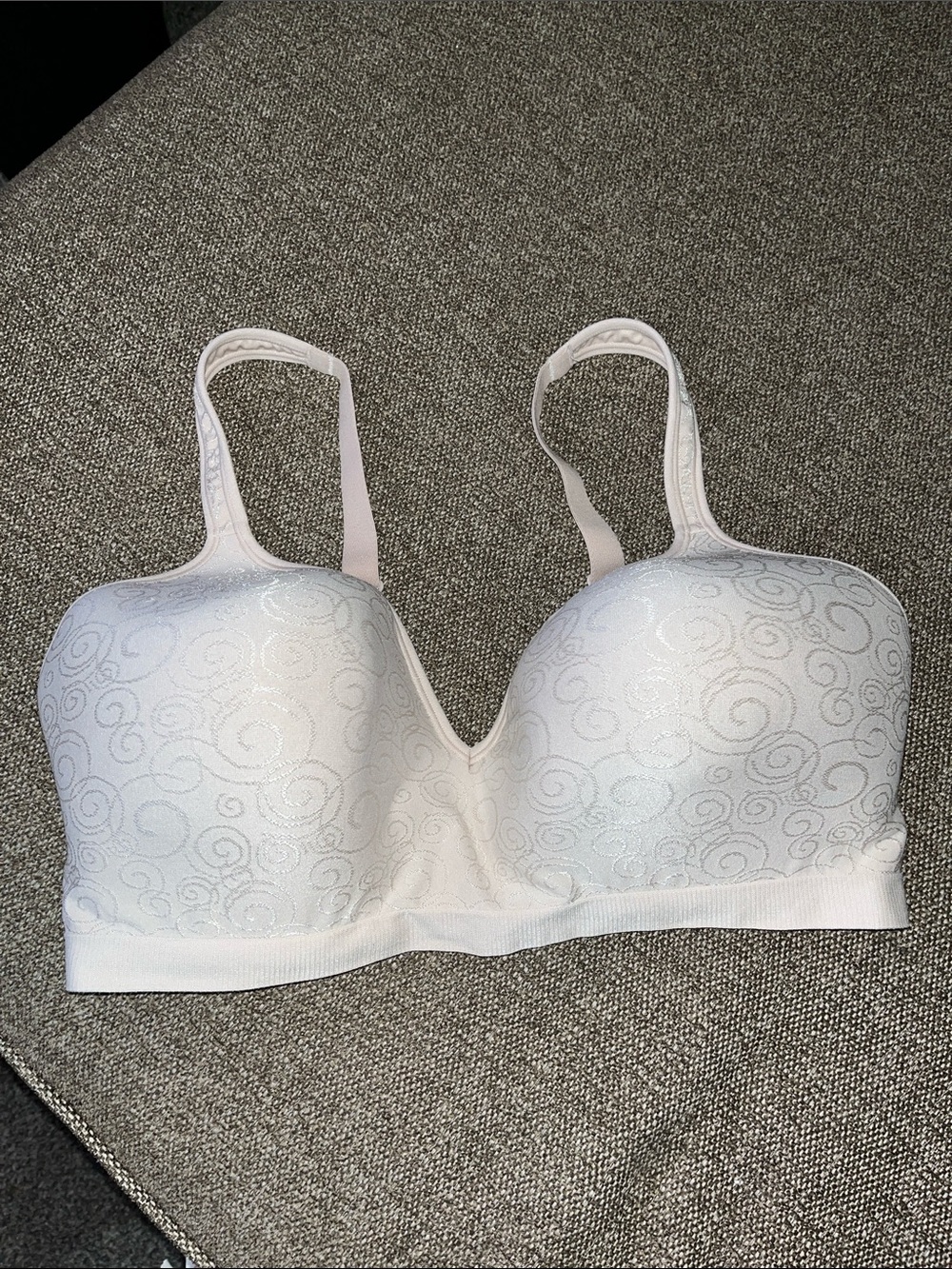 Bali Bra no wire lightly padded 42DD